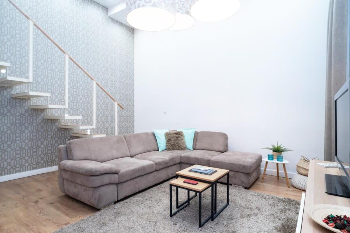 Super Central Apartment With A/C Budapest Esterno foto