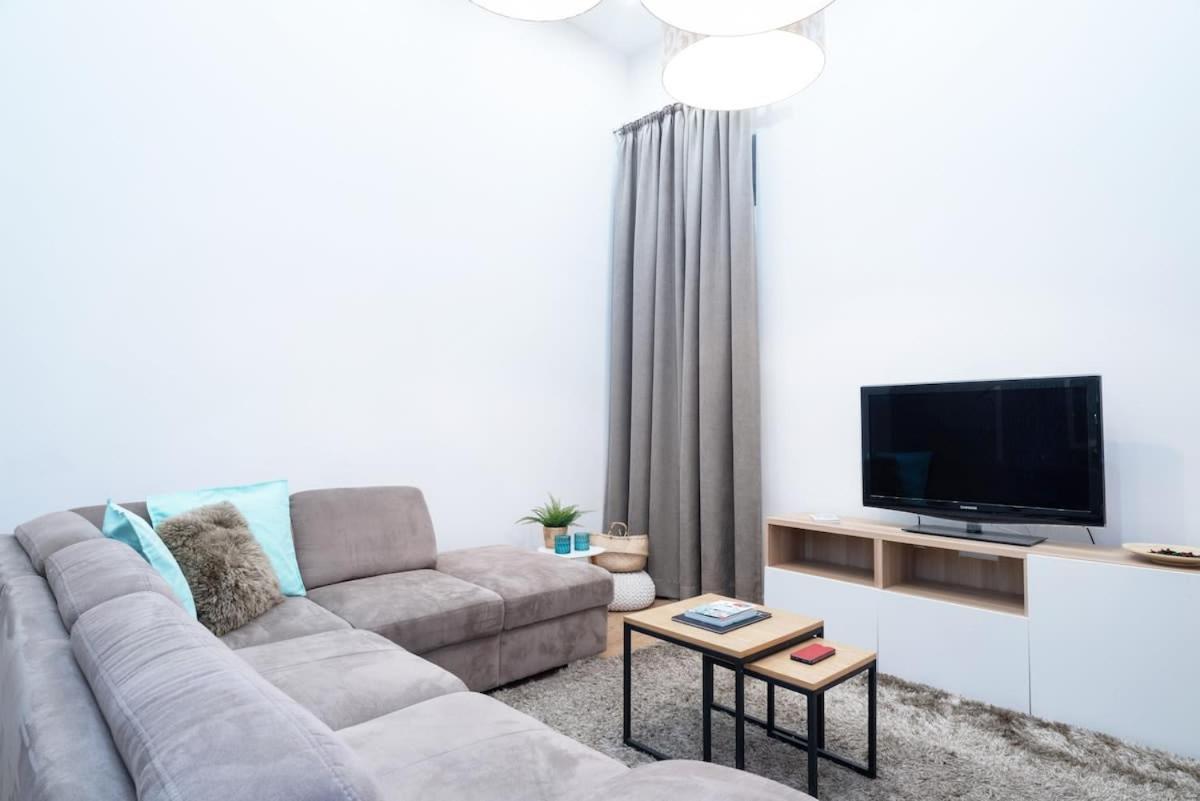 Super Central Apartment With A/C Budapest Esterno foto